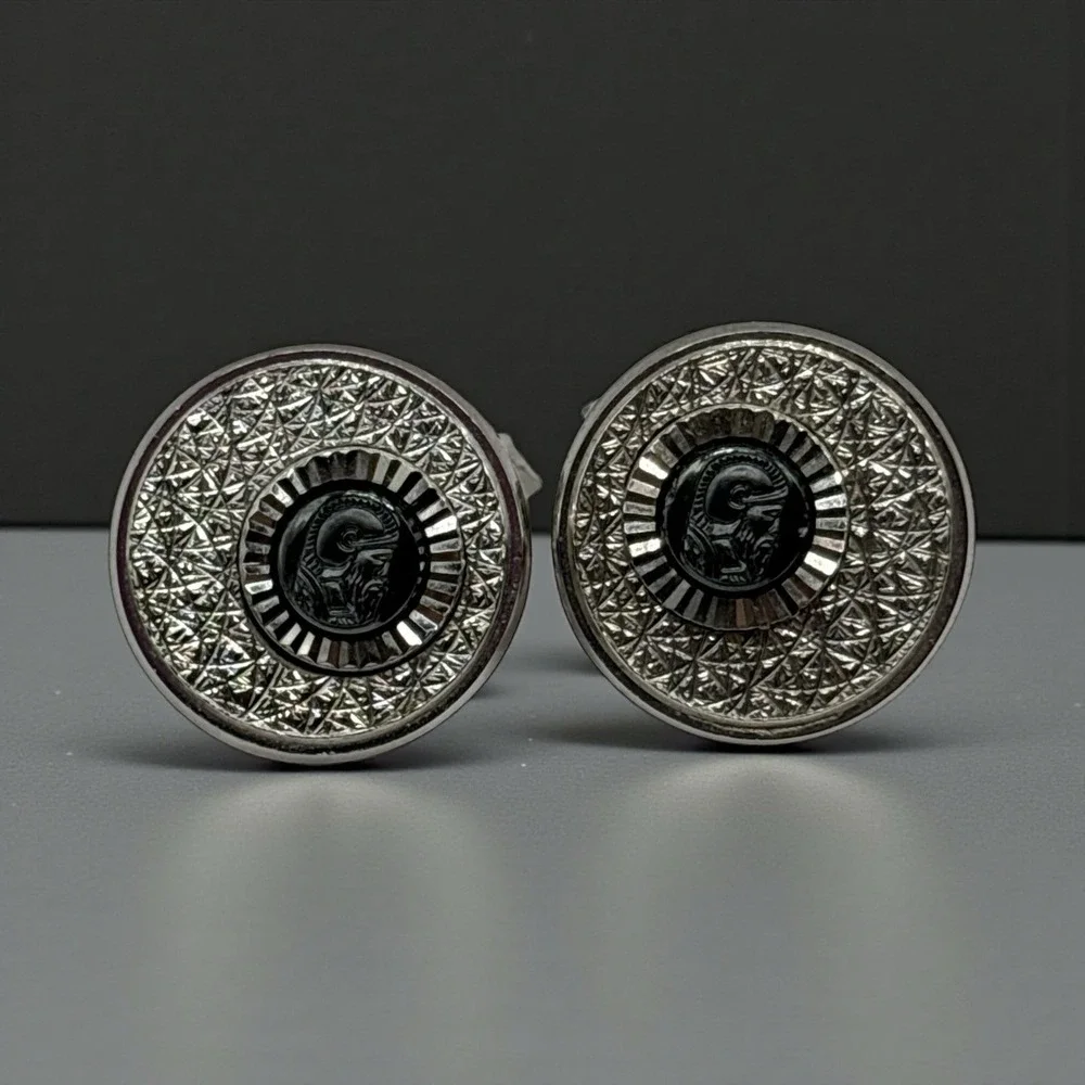 Roman Soldier‎ Cufflinks Textured Round Silver Tone Vintage Metal Bullet Back